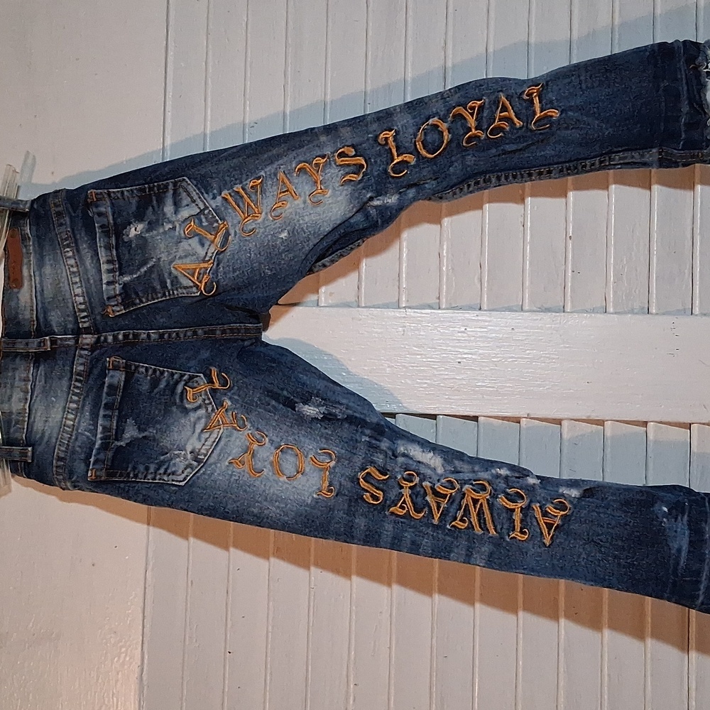 Evolution In Design Skinny Jeans - Picture 4 of 8